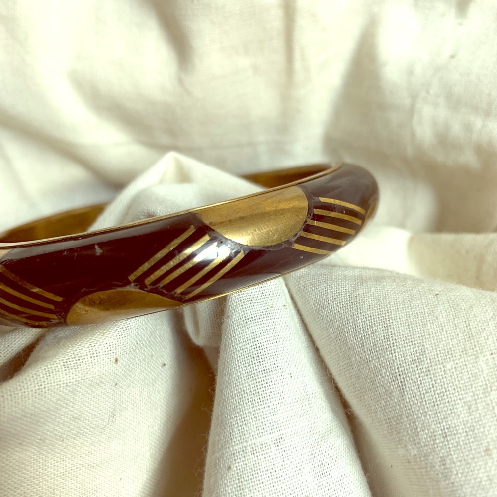 Vintage 70s Black Enamel and Gold Metal Bracelet